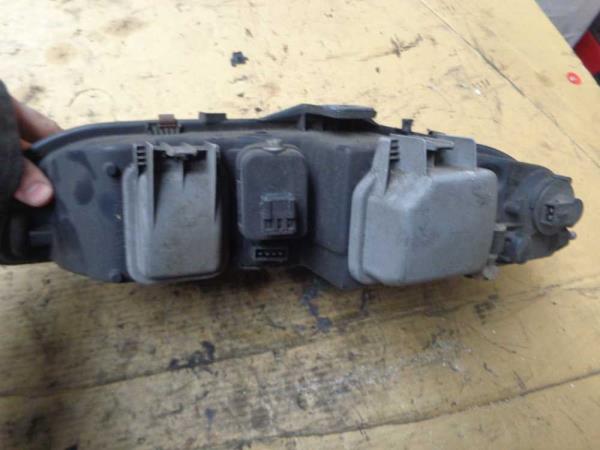 PHARE DROIT FIAT - Vue 2